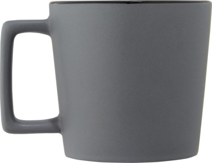 370 ml:n mattapintainen keramiikkamuki