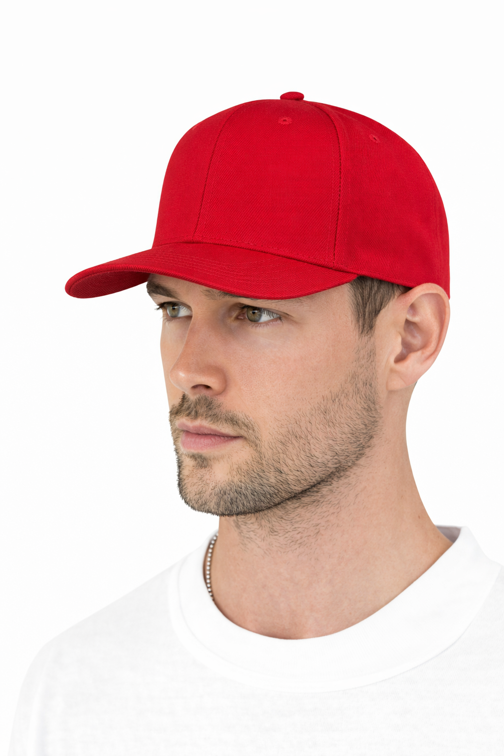 Clay-lippalakki logolla