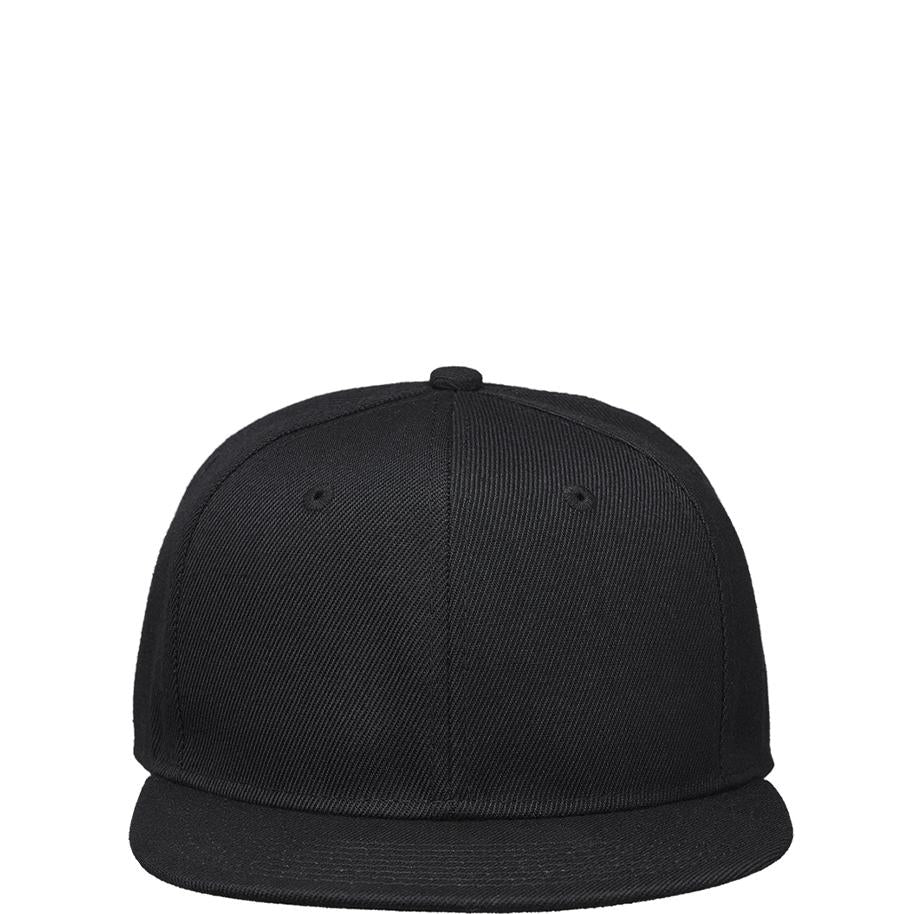 Clay-lippalakki logolla