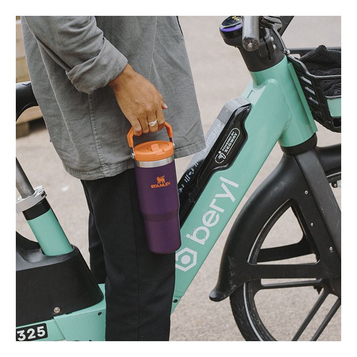 Stanley IceFlow Flip Straw Tumbler 0,89L