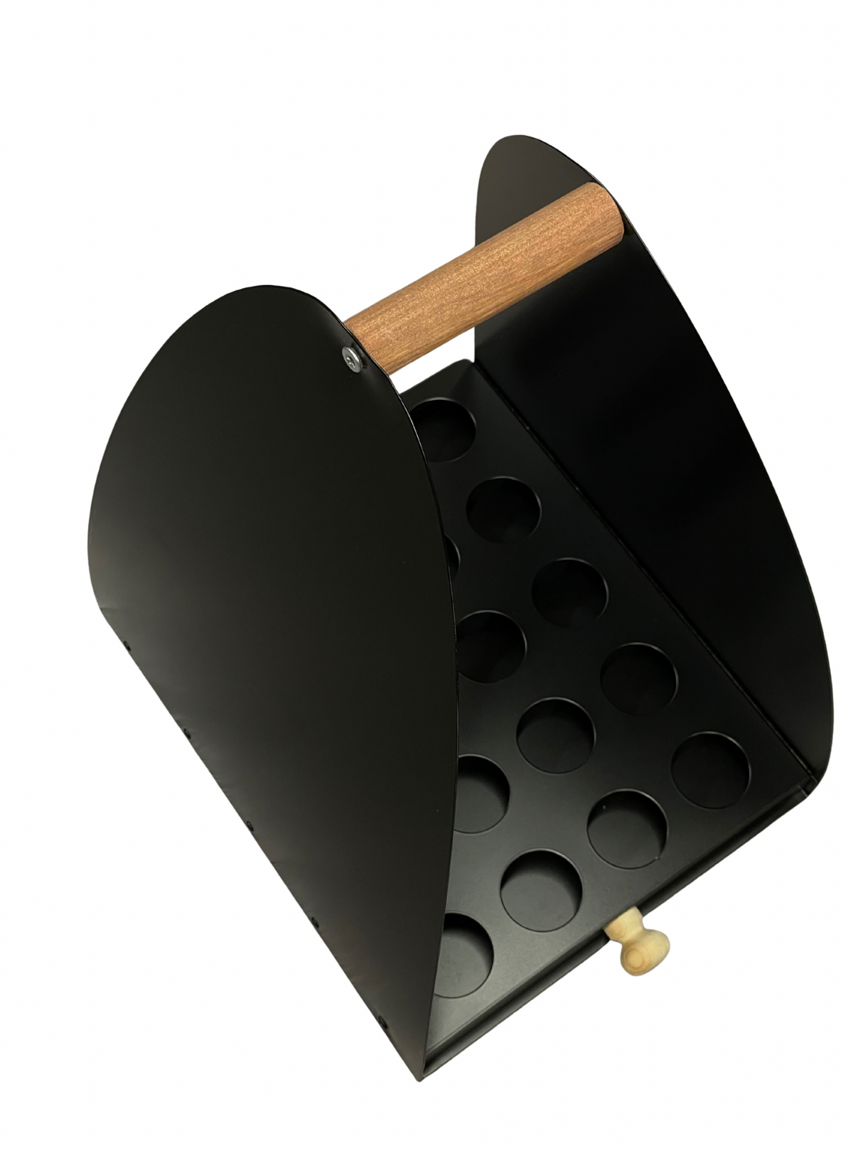 Suomalainen puunkantoteline roskienkeruulaatikolla