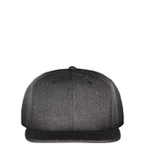 Clay-lippalakki logolla