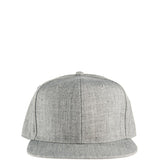 Clay-lippalakki logolla