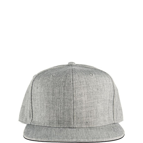 Clay-lippalakki logolla