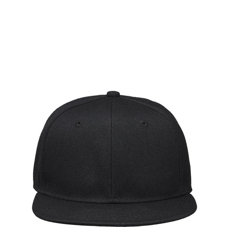 Clay-lippalakki logolla