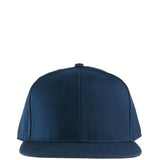 Clay-lippalakki logolla